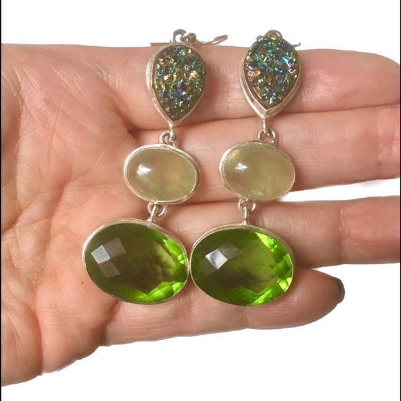 Jewelry - SOLD Titaniu, green Chalcedony and Quartz earrings